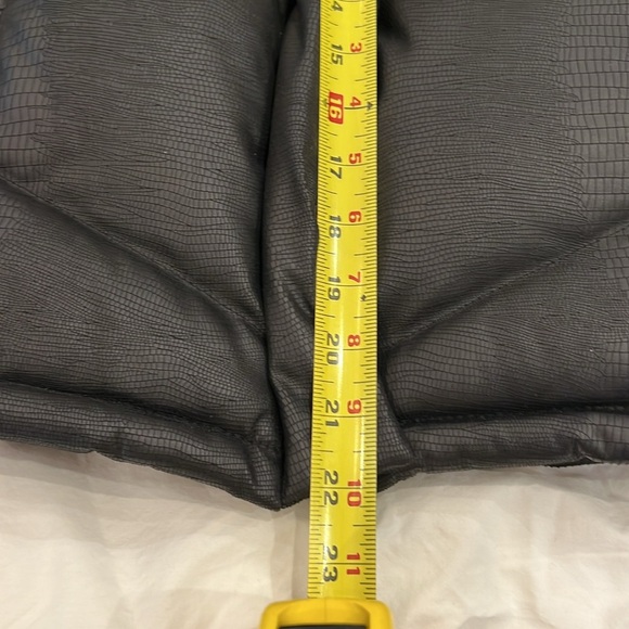 Bb Dakota xs puffer. Great condition - Picture 8 of 8